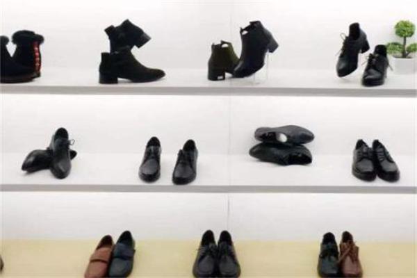 路上鞋業 從腳步到時尚，鞋業的發展與未來展望